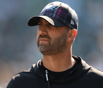 INJURY UPDATE: Shocking News Sends Eagles Fans Into Panic as Philadelphia Announces Their Most Important Offensive Player Has Suffered a Serious Injury