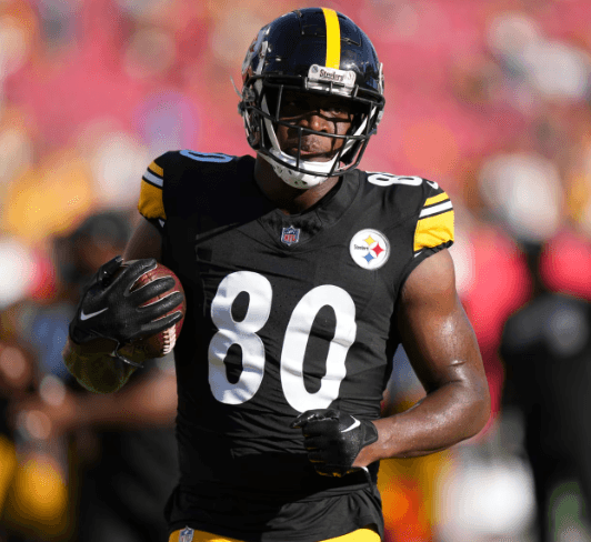 Tight End Darnell Washington Declines “Angry Run of the Week” Award, and the Sideline Moment With Three Bengals Players That Brought the Entire NFL to Tears