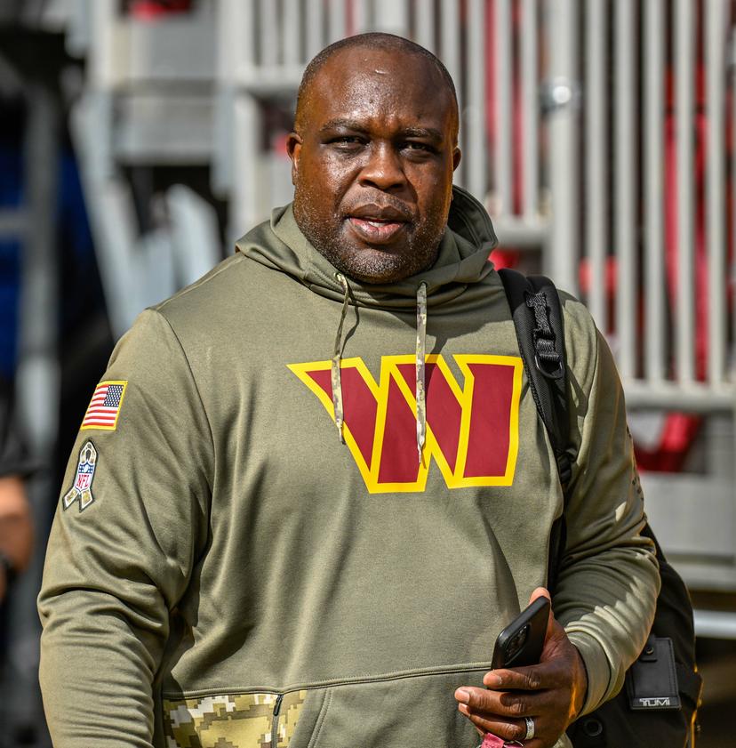 Commanders Legend London Fletcher Breaks Silence on Amon-Ra St. Brown’s “Phantom Punch” Controversy — “No One Loves This Team More Than I Do, But You Can’t Flop Like That. Be a Man.”