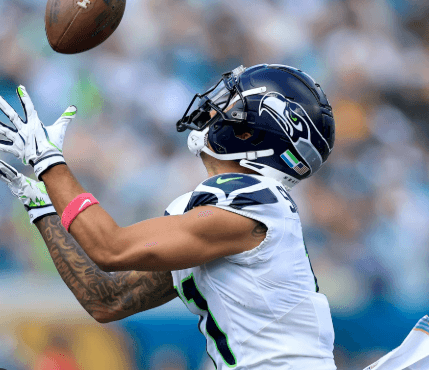 Amid Rumors of Being “Pushed Out” by the Seahawks After 2026, Pro Bowl’s Top Vote-Getter Breaks Silence — Ready to Restructure Contract to Stay a Seahawk for Life